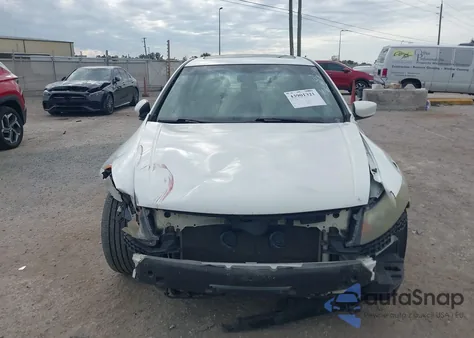 2010 Honda Accord 3.5 Ex-L из США, поврежденный, VIN 1HGCP3F83AA011112